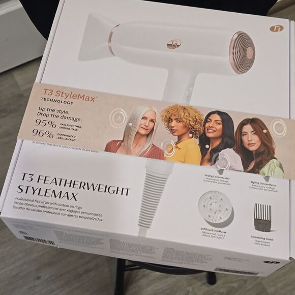 T3 Featherweight StyleMax Professional Hair Dryer w/Automatic Heat - Picture 13 of 14